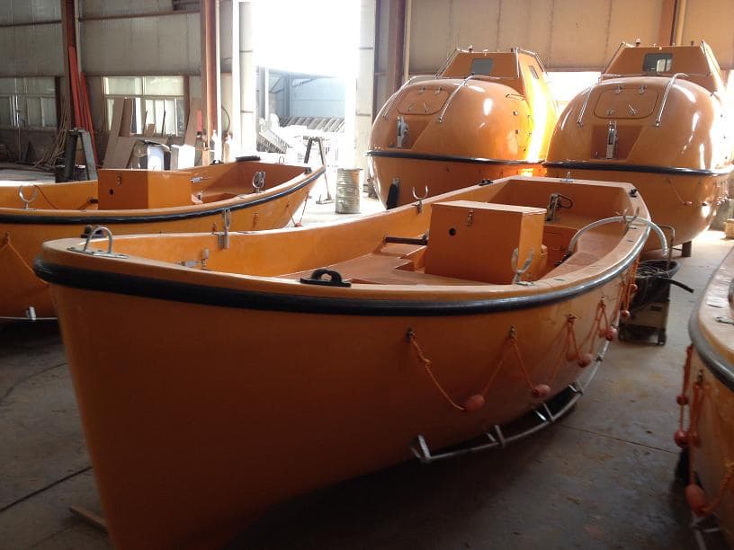 Engine and Open Life Boat 5m manufacture price